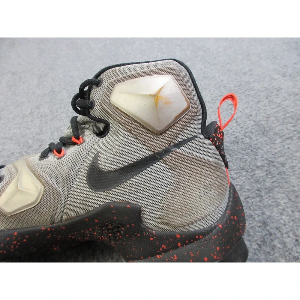 Nike LeBron 13 Rubber City Shoes Mens Size 12 Gray Basketball Sneaker 807219-003